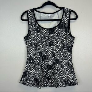 Studio Y Black White Crotchet Lace Tank Top Womens M Fairygoth Fairygrunge Goth